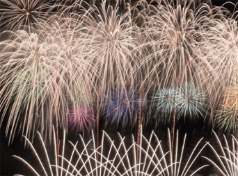 伊東温泉「海の花火大会」